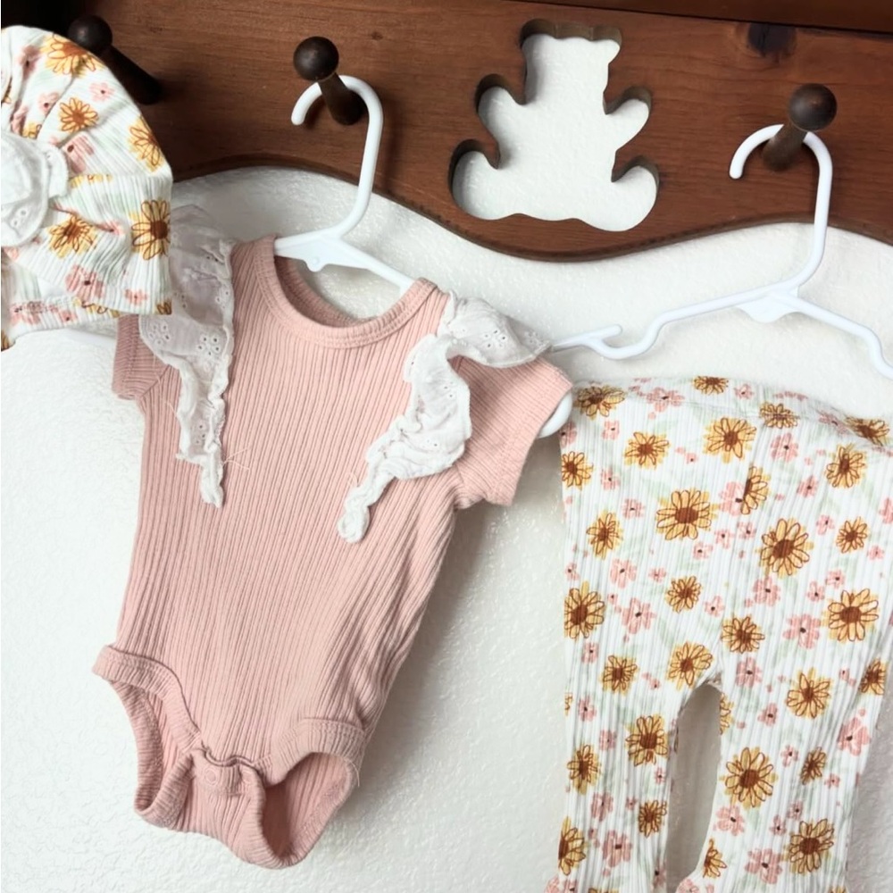 Rachel Zoe Wildflower 3 Piece Set 0-3 mo.